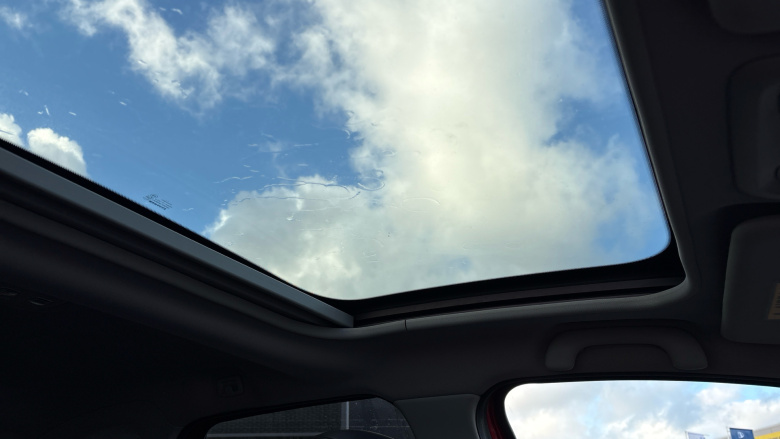 Renault Captur 1.5 dCi 90 Signature X Nav 5dr Diesel Hatchback